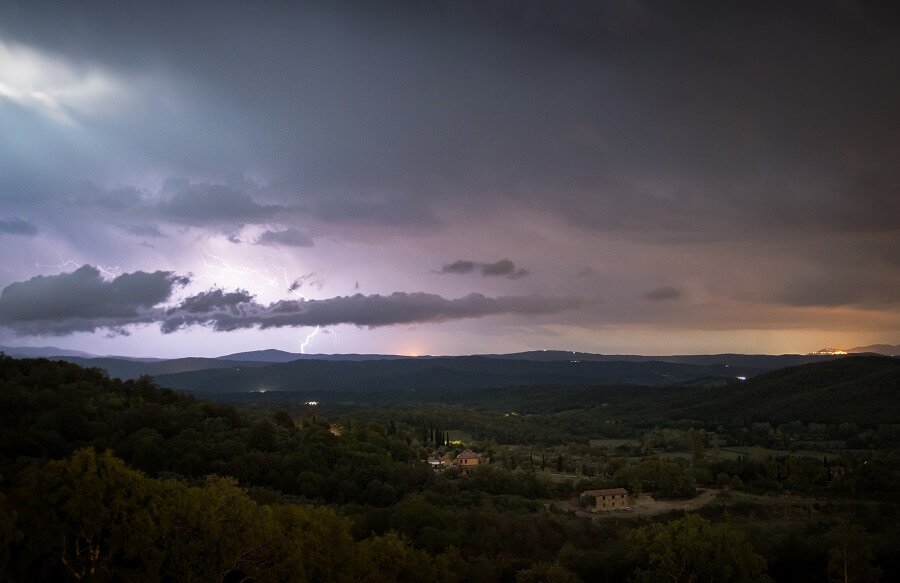 How To Photograph Lightning